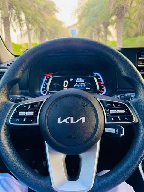 Kia sonet 2023 - Economi cars thumbnail NaN